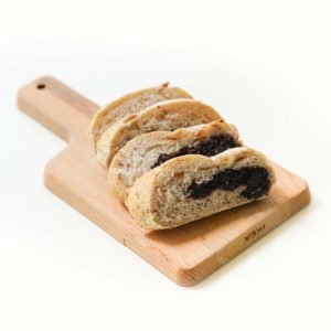 blackberry-stuffed-bread