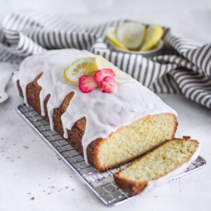 glazed-cake-with-lemon